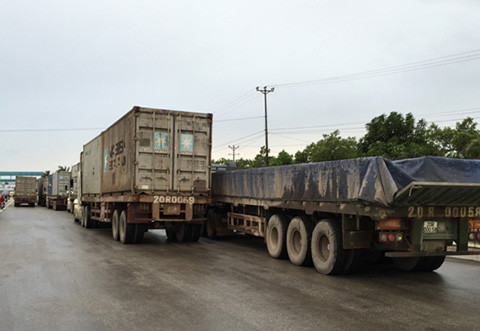 Bộ trưởng Thăng: 'Không để xảy ra tình trạng bảo kê xe quá tải'