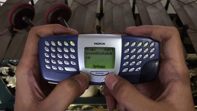 Nokia 5510:Đây vốn là phiên bản tạo tiền đề cho N-Gage. Điện thoại ra mắt năm 2001 với giá 200 Euro và có tổng cộng 45 phím bấm.