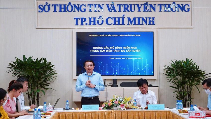 Giám đốc Sở TT&TT TP.HCM Lâm Đình Thắng phát biểu tại hội nghị hướng dẫn triển khai mô hình Trung tâm điều hành thông minh cấp quận, huyện. Ảnh: Thiện Hợp Giám đốc Sở TT&TT TP.HCM Lâm Đình Thắng phát biểu tại hội nghị hướng dẫn triển khai mô hình Trung tâm điều hành thông minh cấp quận, huyện. Ảnh: Thiện Hợp