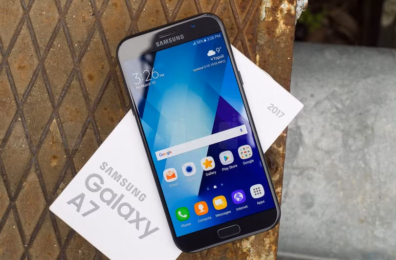 Top smartphone giá tốt mùa giáng sinh ảnh 10