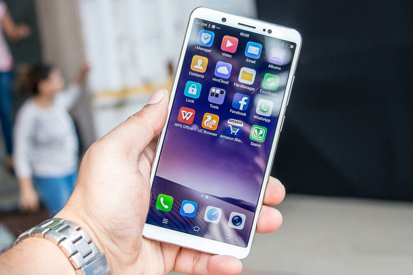 Top smartphone giá tốt mùa giáng sinh ảnh 5