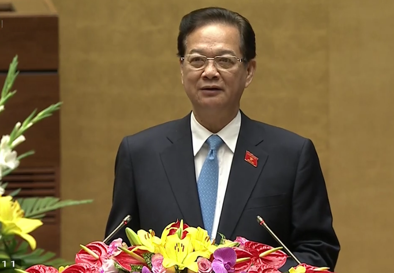 Thủ tướng Chính phủ Nguyễn Tấn Dũng trình bày Báo cáo công tác nhiệm kỳ 2011-2016 của Chính phủ, Thủ tướng Chính phủ.
