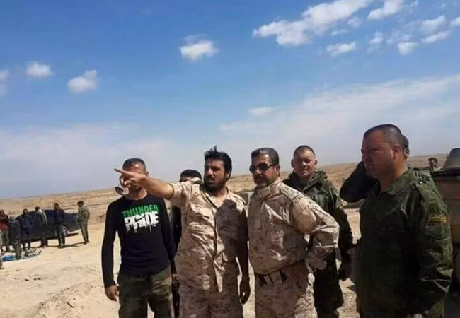 Tin nóng 24h: Mỹ đe chiến tranh vì đảo nhân tạo Biển Đông; Tàu Trung Quốc ào vào biển Malaysia; Múc” dầu của con cháu; Bình tĩnh mà nghèo; Không ODA lại tốt; Đặc nhiệm Nga hy sinh ở Syria