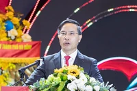 Ông Phạm Đức Ấn, Chủ tịch UBND TP Đà Nẵng phát biểu tại phiên khai mạc Đại hội lần thứ VIII của Hội Doanh nhân trẻ TP Đà Nẵng.