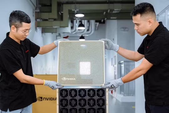 Hệ thống siêu máy tính B200 đáp ứng nhu cầu phát triển AI quy mô lớn tại Việt Nam, cho phép xây dựng và vận hành hạ tầng AI lõi trong nước.