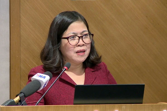 Bà Trần Thị Thu Hiền, Phó Giám đốc Trung tâm Internet Việt Nam (VNNIC)