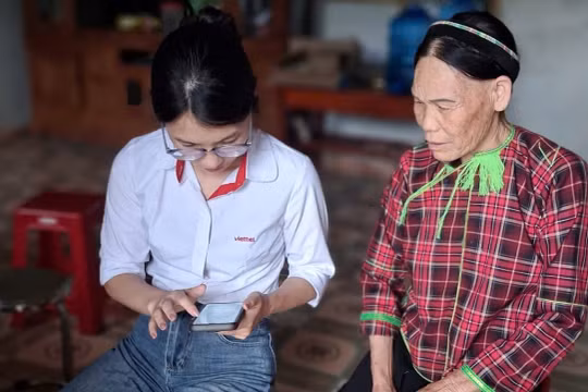 Cận hạn 15/6, nhà mạng đến tận nhà xác thực thuê bao
