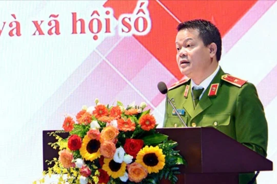 Thiếu tướng Vũ Văn Tấn nêu nghịch lý có công nghệ nhưng thiếu công dân số