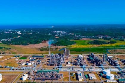 Nhà máy lọc dầu Dung Quất và Nghi Sơn: Hai "mắt xích" then chốt trong bài toán năng lượng Việt Nam