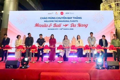 Lãnh đạo TP Đà Nẵng cắt băng khai trương đường bay thẳng Đà Nẵng - Manila và Bali
