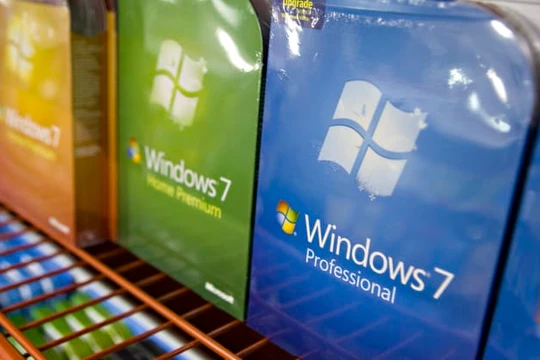 Hàng triệu chiếc máy tính chạy Windows 7 sẽ không được nhận hỗ trợ của Microsoft từ ngày hôm nay. Ảnh: CNBC