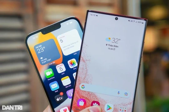 Samsung Galaxy S22 Ultra đối đầu iPhone 13 Pro Max