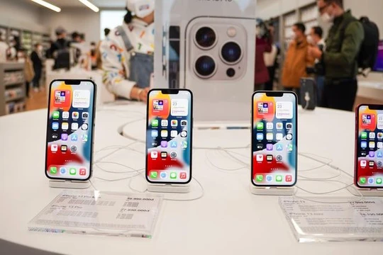 iPhone cũ liên tục giảm giá ngày cận Tết