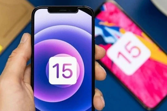 iOS 15 mắc lỗi khiến ảnh của người dùng bị xóa