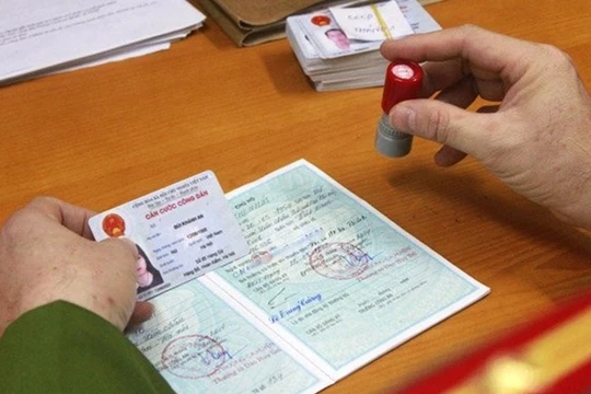 Thủ tướng yêu cầu Bộ Công an báo cáo về đề xuất lùi thời hạn khai thác Cơ sở dữ liệu quốc gia về dân cư.