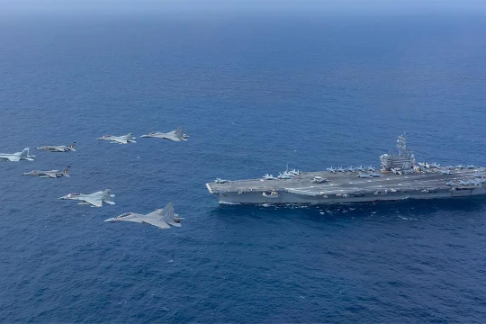 Tàu chiến Mỹ dồn dập diễn tập ở châu Á