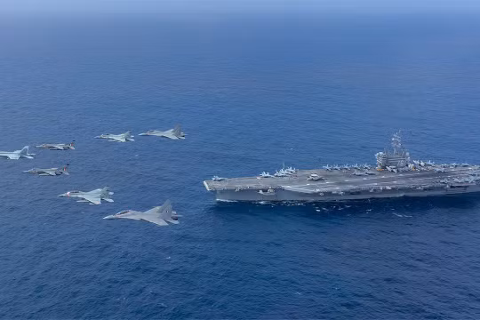 Tàu chiến Mỹ dồn dập diễn tập ở châu Á