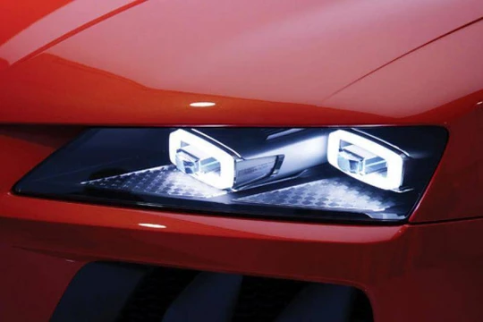 Đèn pha Lazer xe ô tô