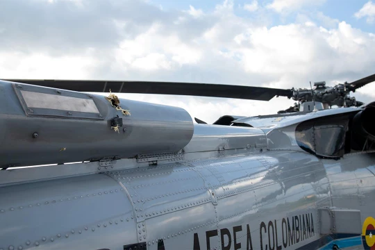 Trực thăng chở Tổng thống Colombia bị nã đạn