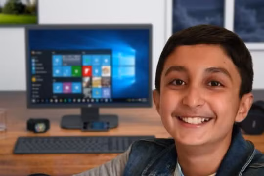 Cậu bé 12 tuổi phát triển bộ sưu tập NFT trị giá hơn 5 triệu USD