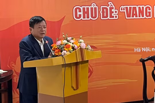 Khơi dậy tinh thần sáng tạo văn học nghệ thuật về lực lượng vũ trang và chiến tranh cách mạng