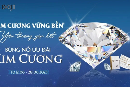 DOJI “tung” siêu ưu đãi đôi: Giảm tới 8% hóa đơn và tặng thêm Trang sức Ổ trị giá đến 50 triệu đồng khi mua kim cương. 