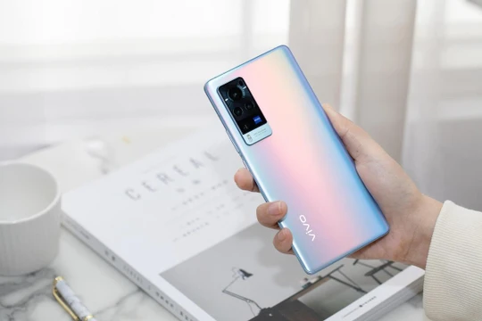 7 smartphone nổi bật bán trong tháng 4