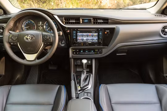 Toyota Corolla đời 2018