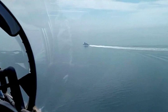 Nội bộ Anh có thể hục hặc vì chiến hạm áp sát Crimea