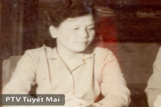 Nghe lại "Bản tin chiến thắng" phát trên sóng Đài Tiếng nói Việt Nam ngày 30/4/1975