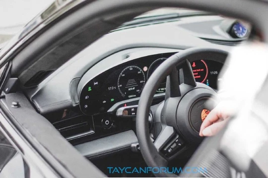 Nội thất Porsche Taycan