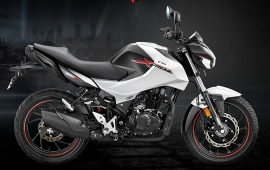 Nakedbike Hero Xtreme 160R 