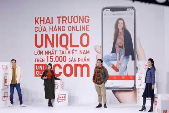 Ngành thời trang đang mở rộng dần sang kinh doanh online.