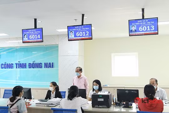 Đồng Nai đẩy mạnh hướng dẫn người dân, doanh nghiệp dùng dịch vụ công trực tuyến