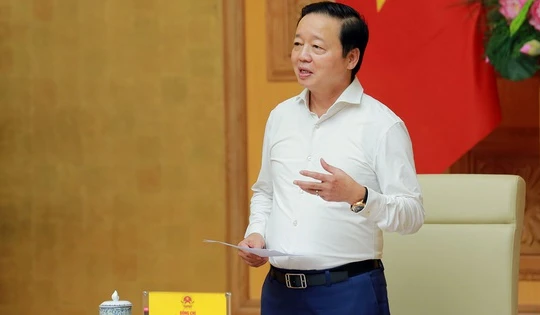 Phó Thủ tướng Trần Hồng Hà yêu cầu đánh giá kỹ hiệu lực, hiệu quả của các mô hình quản lý ATTP ở địa phương để triển khai theo tinh thần thống nhất một đầu mối từ Trung ương đến địa phương - Ảnh: VGP/Minh Khôi