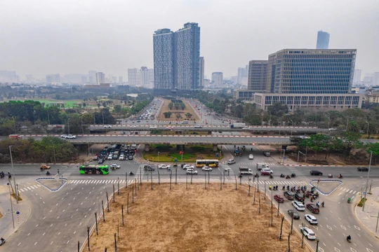 Đường Lê Quang Đạo kéo dài thông xe một phần, nhiều dự án bất động sản "lộ diện" mặt phố