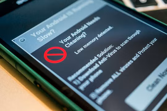 Nhiều ứng dụng độc hại đội lốt phần mềm hợp pháp. (Ảnh: Internet)