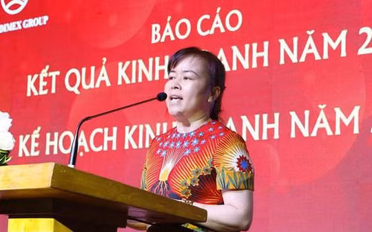 NÓNG: Bắt tạm giam "nữ tướng" Vimedimex Nguyễn Thị Loan