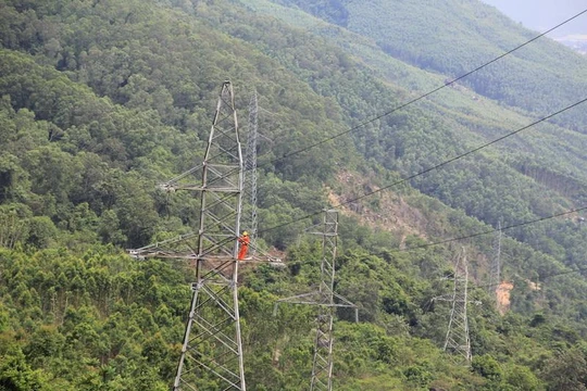 Chuyển đổi số: Chẩn đoán “sức khỏe” thiết bị để sửa chữa, bảo dưỡng kịp thời
