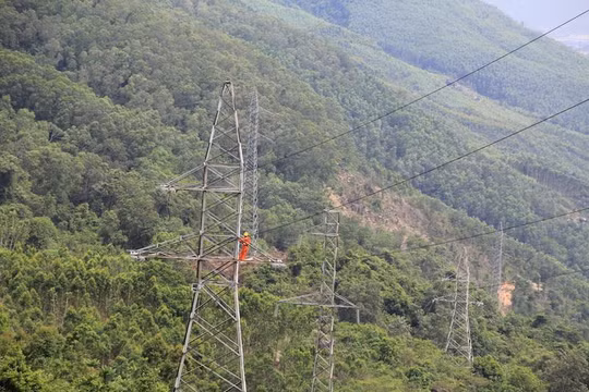Chuyển đổi số: Chẩn đoán “sức khỏe” thiết bị để sửa chữa, bảo dưỡng kịp thời