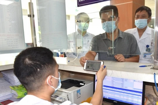 Ứng dụng công nghệ thông tin vào việc khám chữa bệnh bảo hiểm y tế