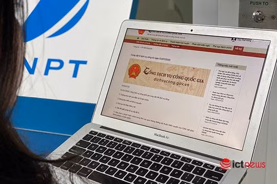 Việc Hòa Bình giao cụ thể chỉ tiêu thanh toán trực tuyến trên Cổng dịch vụ công quốc gia năm 2022 