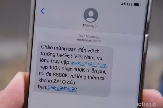 Giả mạo TPBank nhắn tin quảng bá cá cược