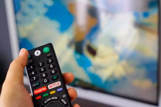 Smart TV bán tại Việt Nam đã có 'trợ lý' tiếng Việt