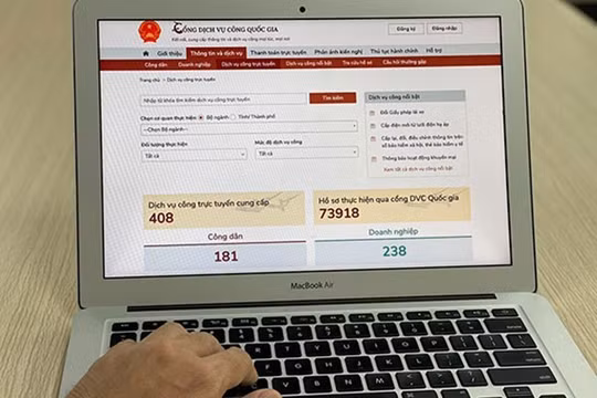 Nghiên cứu giải pháp miễn, giảm phí, lệ phí thực hiện dịch vụ công trực tuyến.