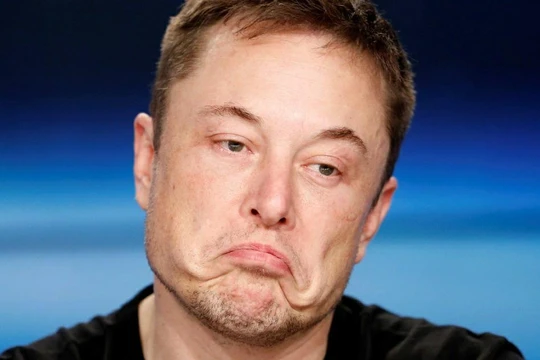 Elon Musk lại "làm trò trẻ con" trên mạng xã hội