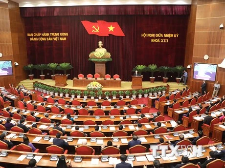 Thông báo Hội nghị giữa nhiệm kỳ Ban Chấp hành TW Đảng khóa XIII