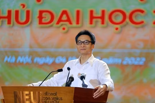 Phó Thủ tướng Vũ Đức Đam đề nghị Bộ GD&ĐT rà soát, không để công tác kiểm định là nút thắt trong thực hiện tự chủ đại học - Ảnh: VGP/Đình Nam