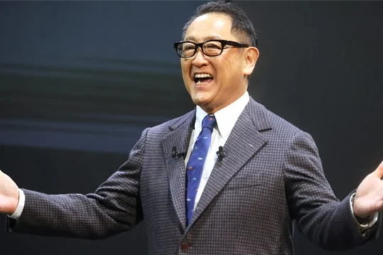 Toyota đã không còn bị chế nhạo vì không ủng hộ xe điện