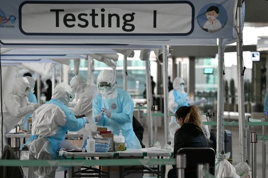 Nhiều bệnh nhân Covid-19 ở tâm dịch Vũ Hán dương tính trở lại sau 70 ngày khỏi bệnh